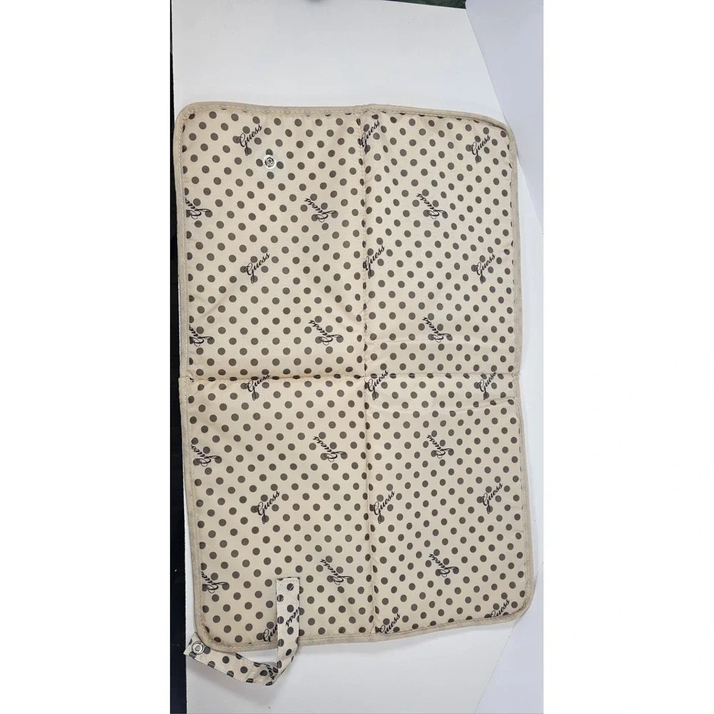 Guess Diaper Changing Pad & Storage Pouch 22.5